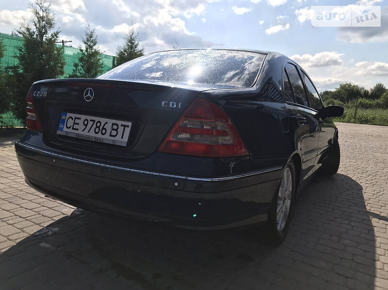 Mercedes-Benz C 220
