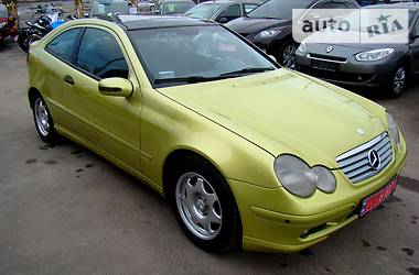 Купе Mercedes-Benz C-Class 2001 в 