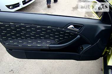 Купе Mercedes-Benz C-Class 2001 в 