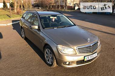 Универсал Mercedes-Benz C-Class 2010 в Черновцах