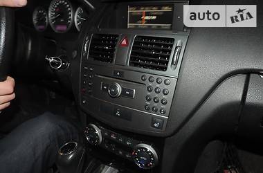 Универсал Mercedes-Benz C-Class 2010 в 