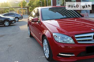 Седан Mercedes-Benz C-Class 2010 в Дніпрі