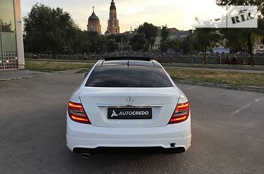 Купе Mercedes-Benz C-Class 2012 в Харькове