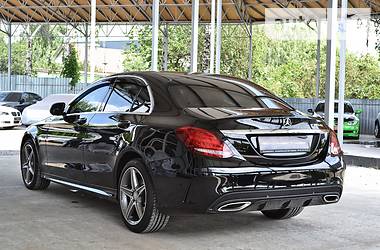 Седан Mercedes-Benz C-Class 2017 в Киеве