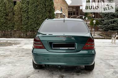 Седан Mercedes-Benz C-Class 2000 в Тернополе