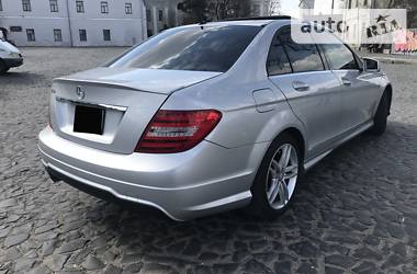 Седан Mercedes-Benz C-Class 2014 в Луцке