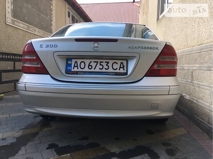 Седан Mercedes-Benz C-Class 2001 в 