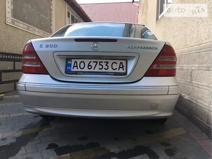 Седан Mercedes-Benz C-Class 2001 в 