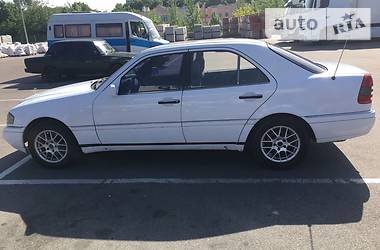 Седан Mercedes-Benz C-Class 1993 в 