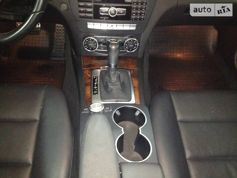 Седан Mercedes-Benz C-Class 2012 в Харкові