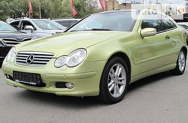Купе Mercedes-Benz C-Class 2005 в Киеве