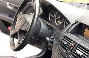 Седан Mercedes-Benz C-Class 2007 в Харькове