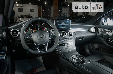 Седан Mercedes-Benz C-Class 2017 в 