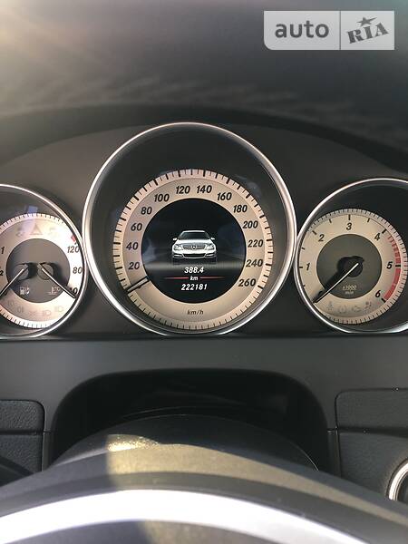 Седан Mercedes-Benz C-Class 2013 в Кривому Розі