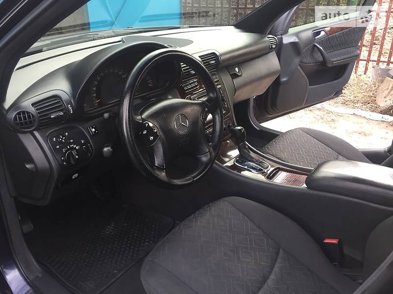 Седан Mercedes-Benz C-Class 2000 в Білогір'ї