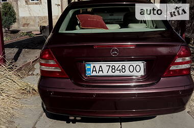 Седан Mercedes-Benz C-Class 2006 в 