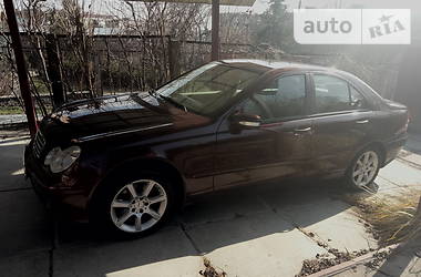 Седан Mercedes-Benz C-Class 2006 в 