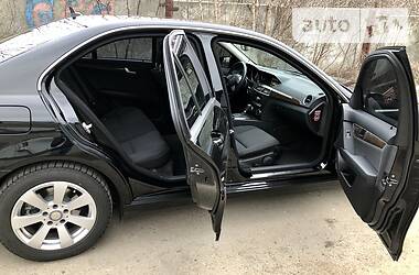 Седан Mercedes-Benz C-Class 2013 в 