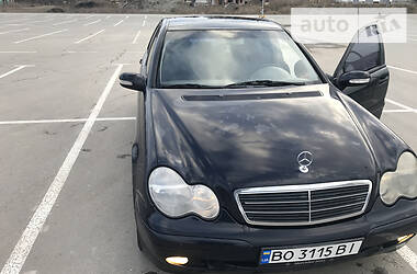 Седан Mercedes-Benz C-Class 2001 в 