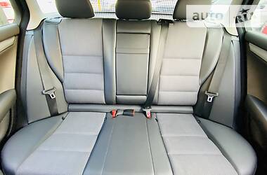 Універсал Mercedes-Benz C-Class 2009 в 