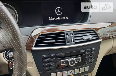 Седан Mercedes-Benz C-Class 2013 в 