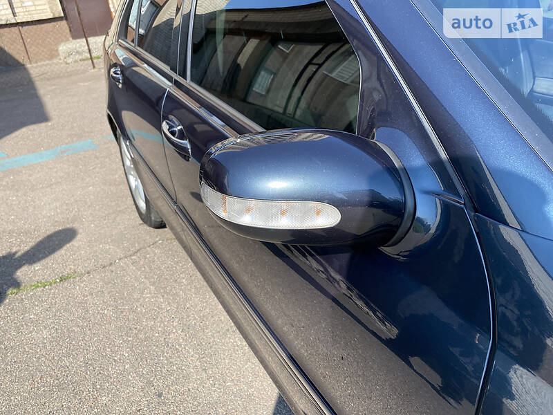 Седан Mercedes-Benz C-Class 2001 в Черкассах