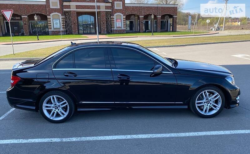 Седан Mercedes-Benz C-Class 2013 в Києві фото 3 Седан Mercedes-Benz C-Class 2013 в Києві