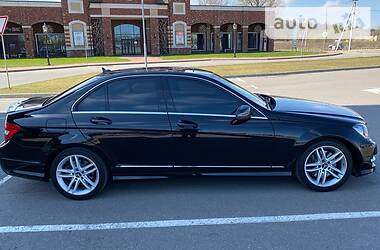 Седан Mercedes-Benz C-Class 2013 в 