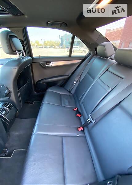 Седан Mercedes-Benz C-Class 2013 в Києві фото 11 Седан Mercedes-Benz C-Class 2013 в Києві