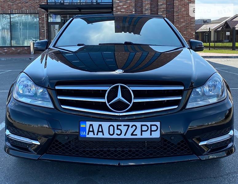 Седан Mercedes-Benz C-Class 2013 в Києві фото 2 Седан Mercedes-Benz C-Class 2013 в Києві