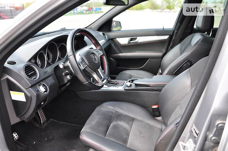 Седан Mercedes-Benz C-Class 2013 в Киеве