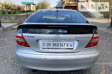 Купе Mercedes-Benz C-Class 2004 в Тернополі
