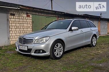 Універсал Mercedes-Benz C-Class 2012 в 