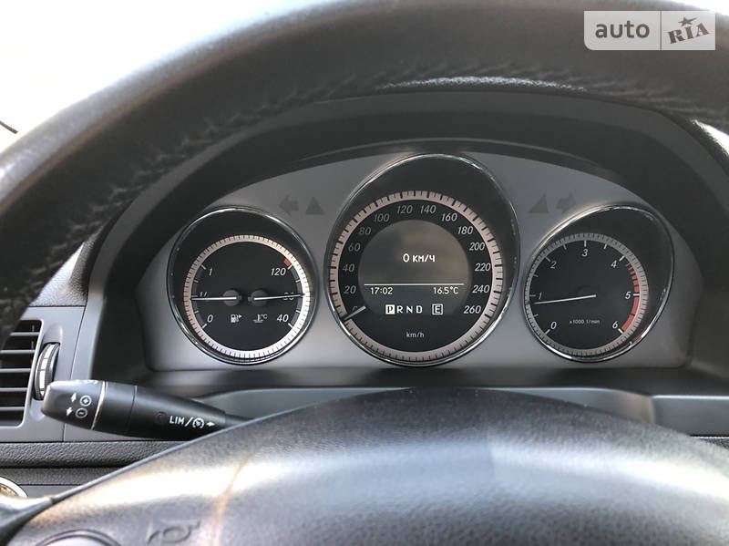 Седан Mercedes-Benz C-Class 2011 в Луцке