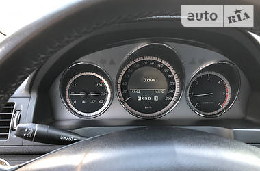 Седан Mercedes-Benz C-Class 2011 в 