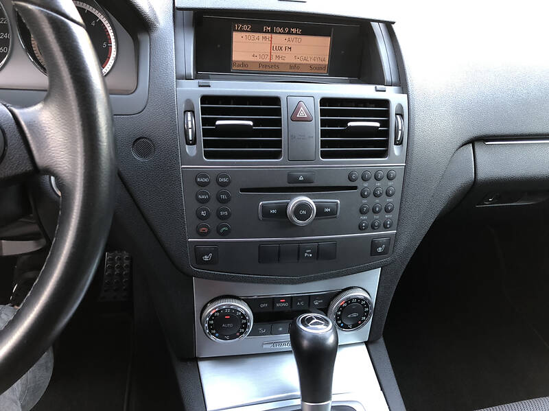 Седан Mercedes-Benz C-Class 2011 в Луцке