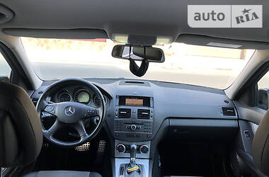 Седан Mercedes-Benz C-Class 2011 в 