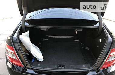 Седан Mercedes-Benz C-Class 2011 в 