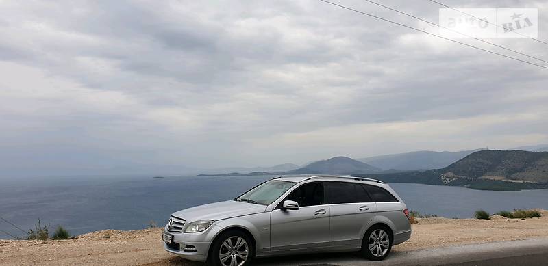 Універсал Mercedes-Benz C-Class 2010 в Черкасах
