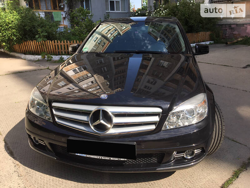 Седан Mercedes-Benz C-Class 2008 в Полонном
