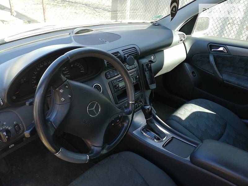 Mercedes-Benz C-Class 2003
