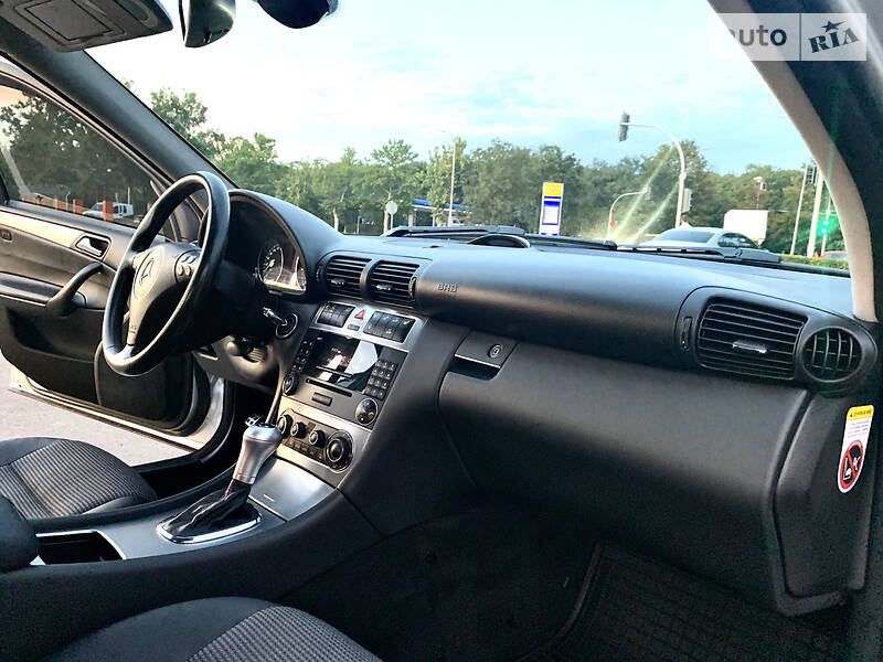Седан Mercedes-Benz C-Class 2006 в Одесі