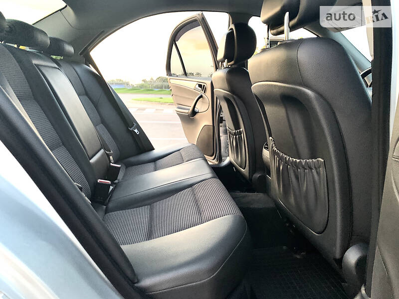 Седан Mercedes-Benz C-Class 2006 в Одесі