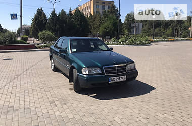 Седан Mercedes-Benz C-Class 1996 в Нововолынске