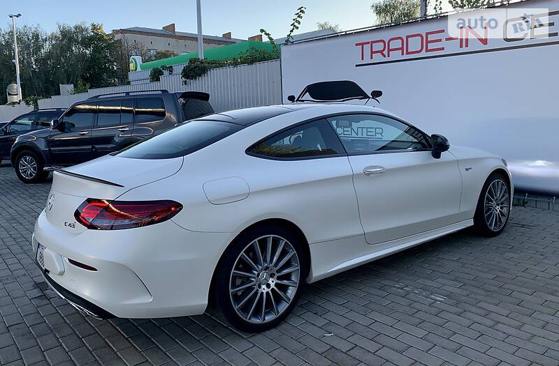Купе Mercedes-Benz C-Class 2017 в Києві
