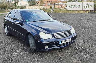 Седан Mercedes-Benz C-Class 2004 в Бердичеве