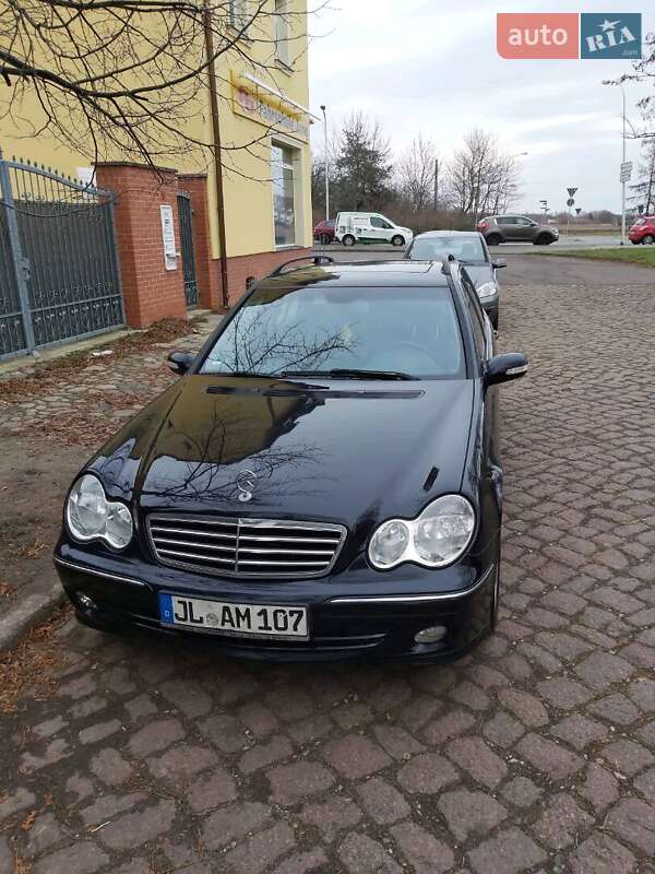 Универсал Mercedes-Benz C-Class 2004 в Шептицькому