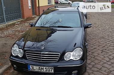 Универсал Mercedes-Benz C-Class 2004 в Червонограде