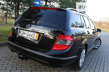 Універсал Mercedes-Benz C-Class 2009 в Дрогобичі