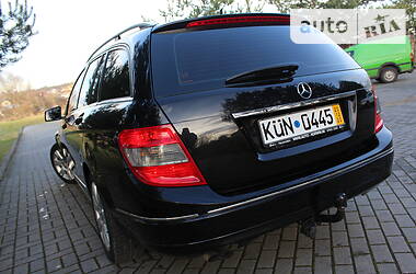 Універсал Mercedes-Benz C-Class 2009 в Дрогобичі